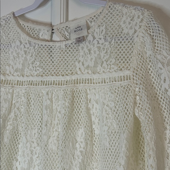 Knox Rose Lace Top - Picture 4 of 7
